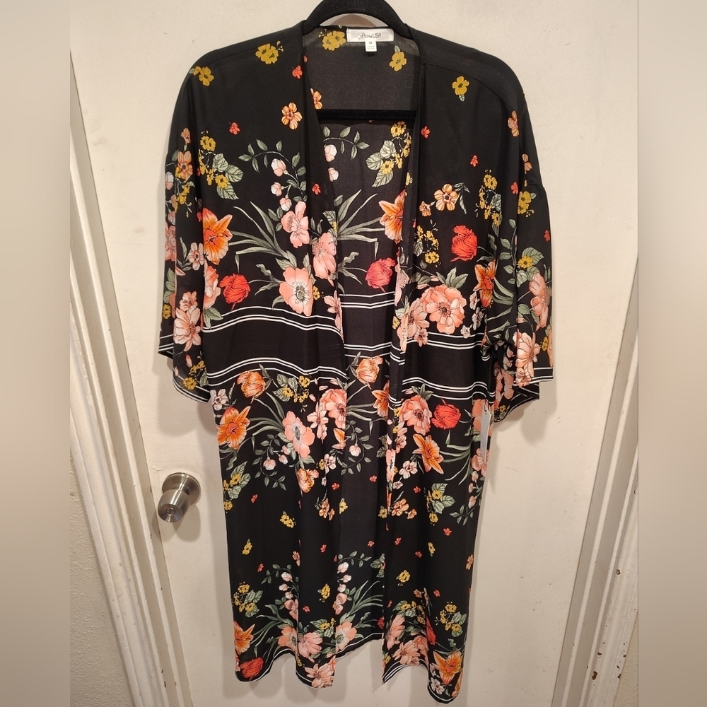 Active USA NWT Black & Pink Floral Long Kimono Cardigan Jacket Sz M Boho Casual